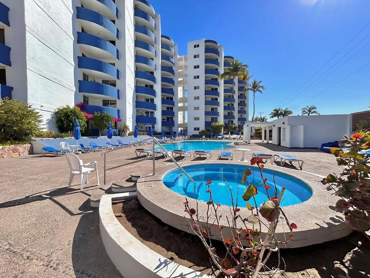 Quiet Apartment With Pool Right On The Beach Mazatlán 0*,  Mexiko