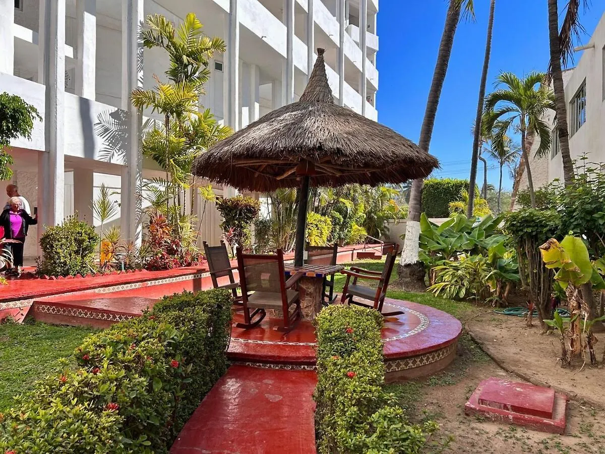 Quiet Apartment With Pool Right On The Beach Mazatlán Mexiko