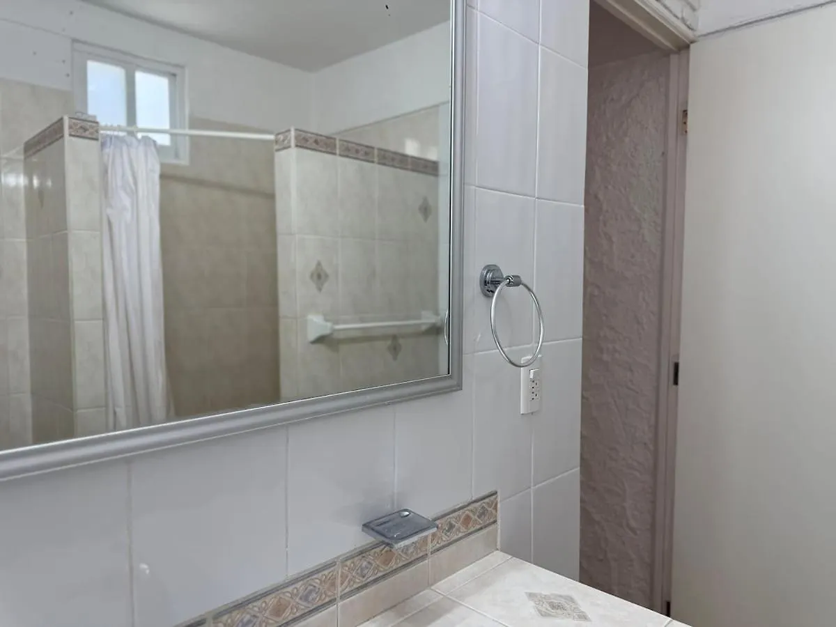 Quiet Apartment With Pool Right On The Beach Mazatlán